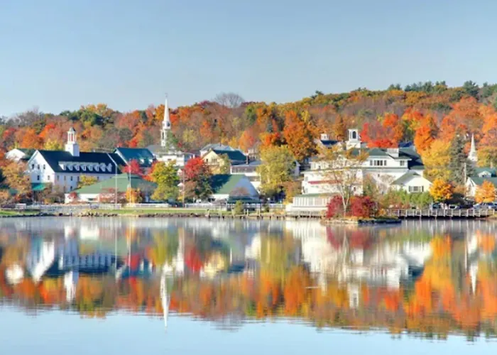 Lakes Region, Canoe & Fire Pit, Dog Friendly