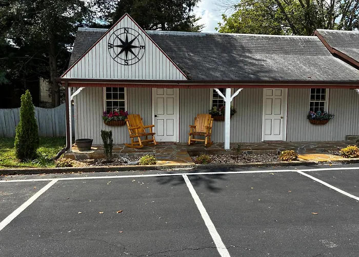 Dixie Suites