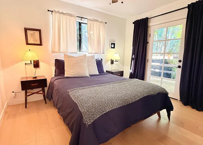 Charming Private Cottage In Ojai