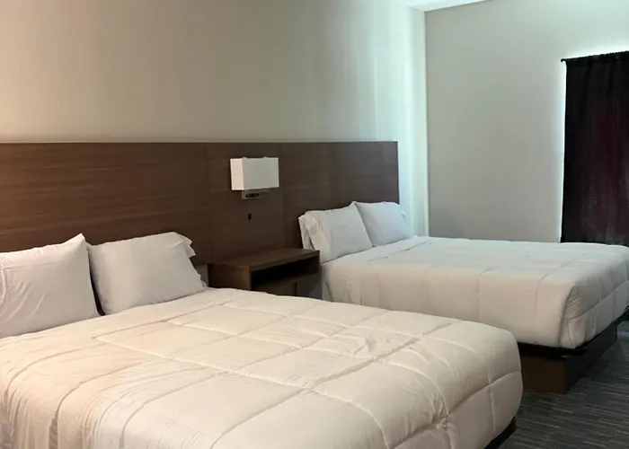 Efficiency De Luxe Hotel