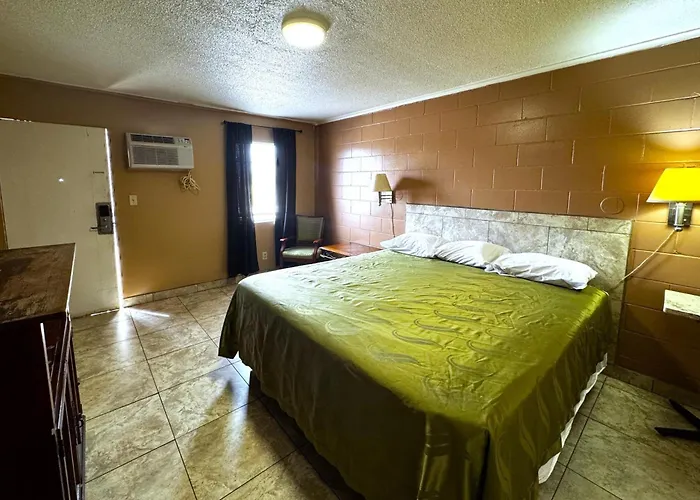 Briarwood Motel Near Valdosta University I 75
