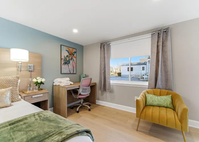 Dennisport Surf Club Boutique Hotel