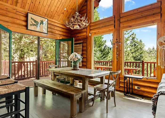 Lake Arrowhead Log Cabin Escape!