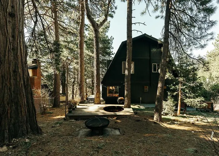 Rous Cabin Getaway Hot Tub