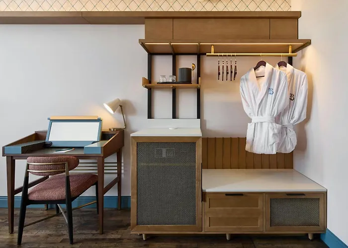 The Balladeer Hotel, Mount Airy, A Tribute Portfolio Hotel