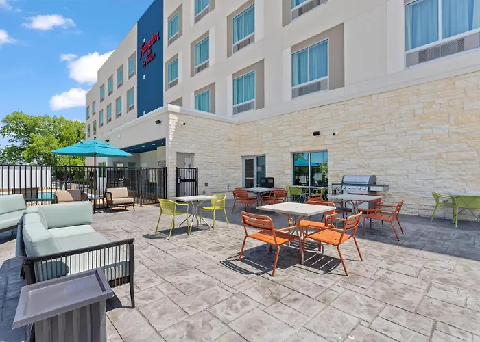 Hampton Inn By Hilton Wharton