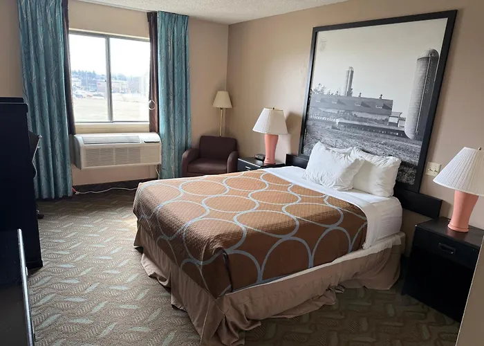 Dodgeville Inn & Suites