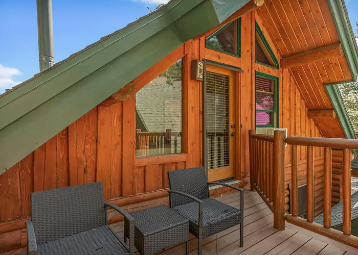 Lake Arrowhead Log Cabin Escape!