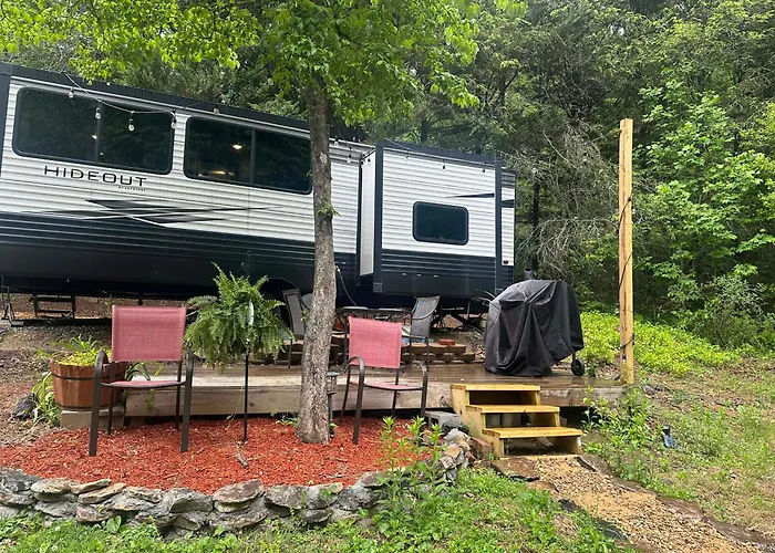 Glamping In The Smoky Mountains