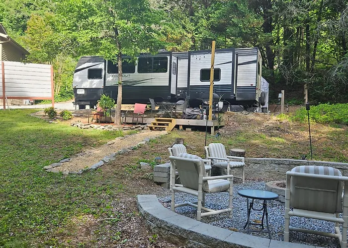 Glamping In The Smoky Mountains