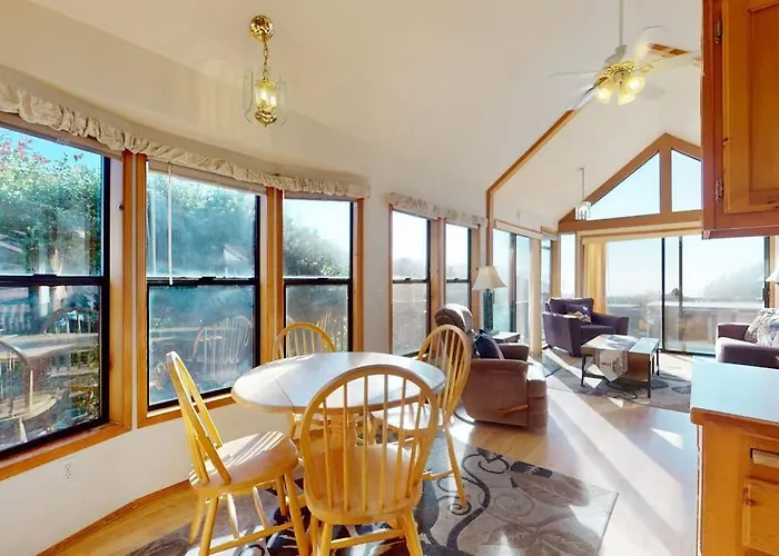 Tranquil Dog-Friendly Coastal Escape With Private Hot Tub Patio & Nature Views