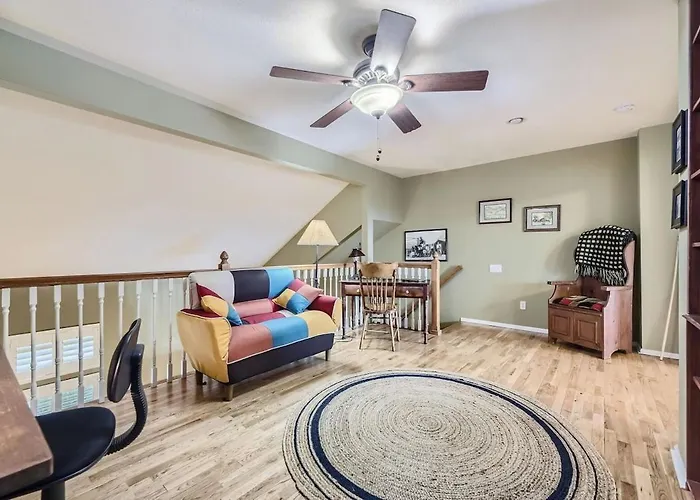 Littleton Executive Townhouse