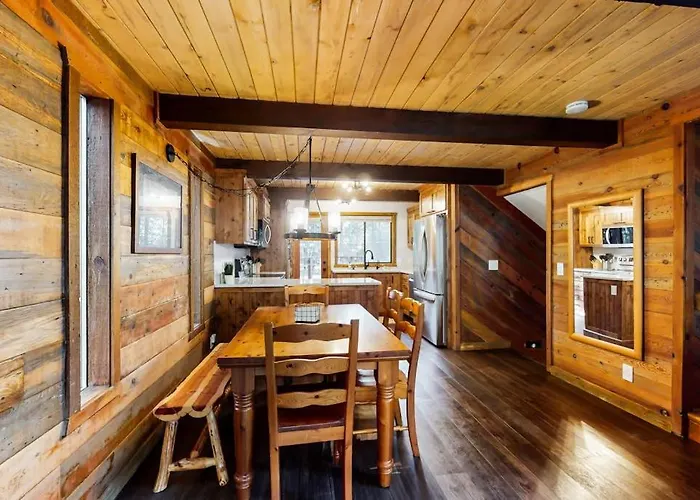 Woodland Home With Private Hot Tub Decks Pools Golf Tennis & Pickleball