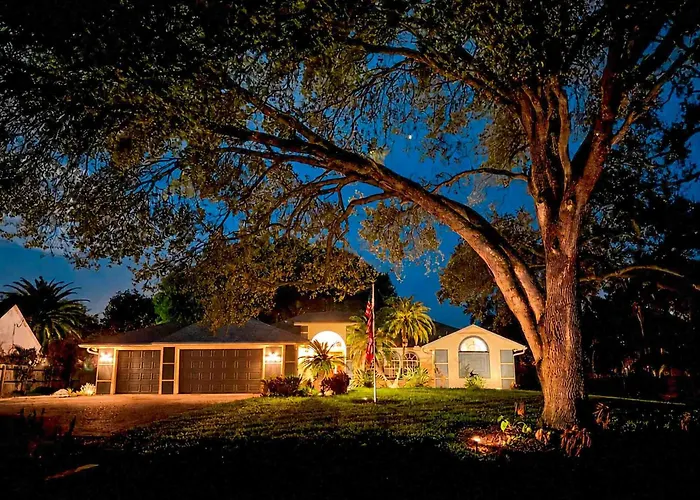 Waterfront Merritt Island Villa-Ksc, Beach, Port!