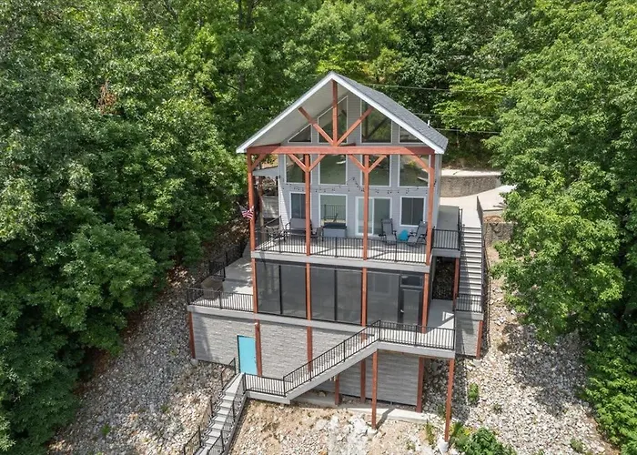 Lakefront Home With Private Dock