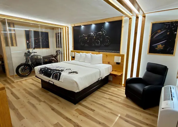 Motorcycle Inn