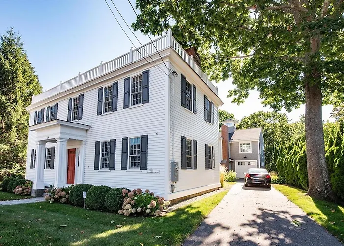 Dock Square House