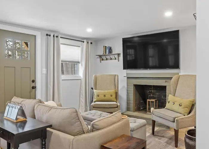 Breakwater Cottage 1 Bed 1 Ba Private Pond Deck