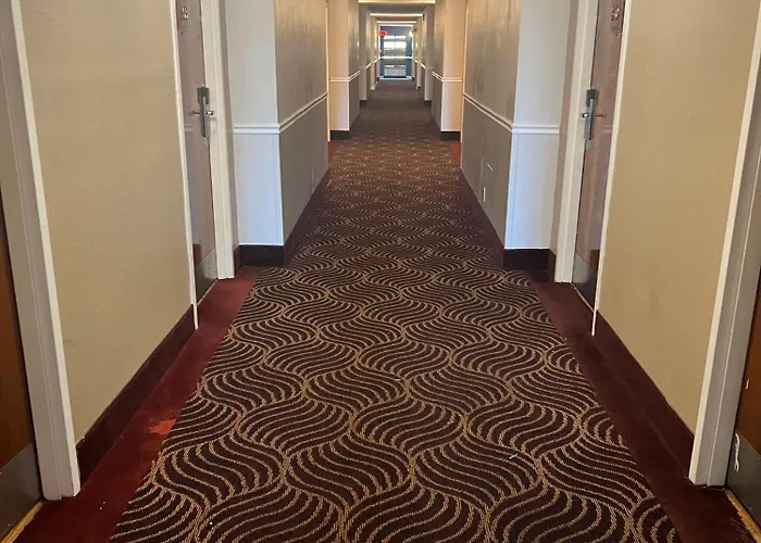 University Inn Winston