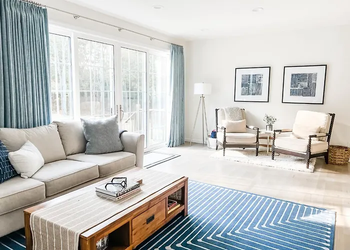 Luxury Retreat With Heated Pool, Steps To The Beach!