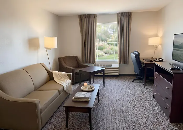 Garner Hotel Pecos By Ihg