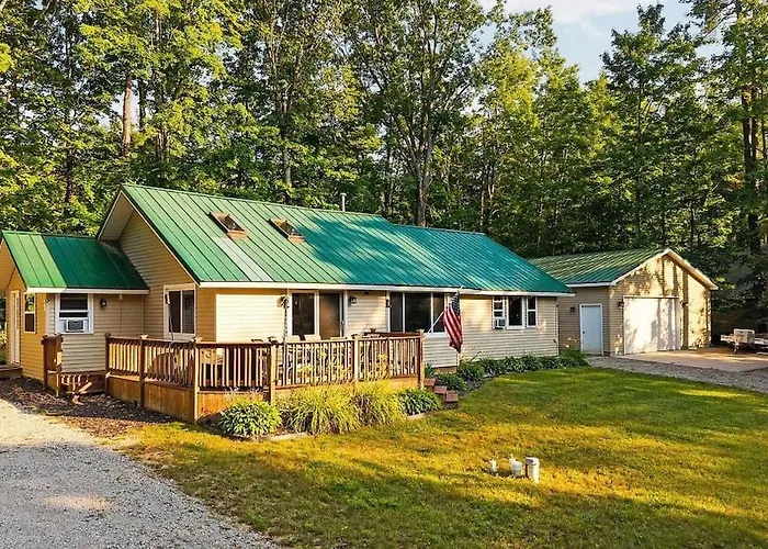 The Arrowroot Lodge Up North In Gaylord Michigan