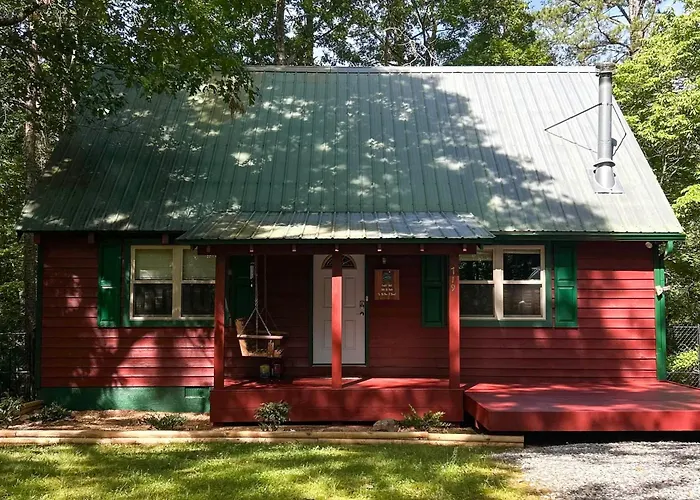Pets Welcome! Quiet Retreat W/ Covered Back Deck!