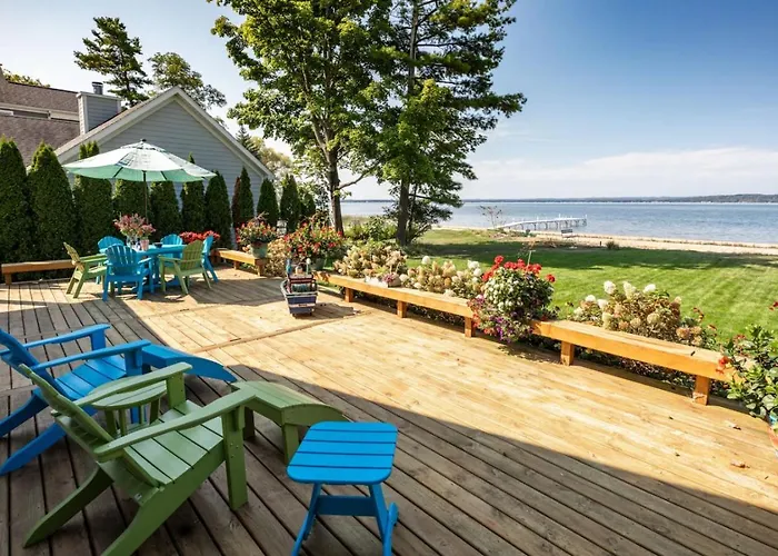 Luxe 3Br Bunkhouse Private Beach Near Resort