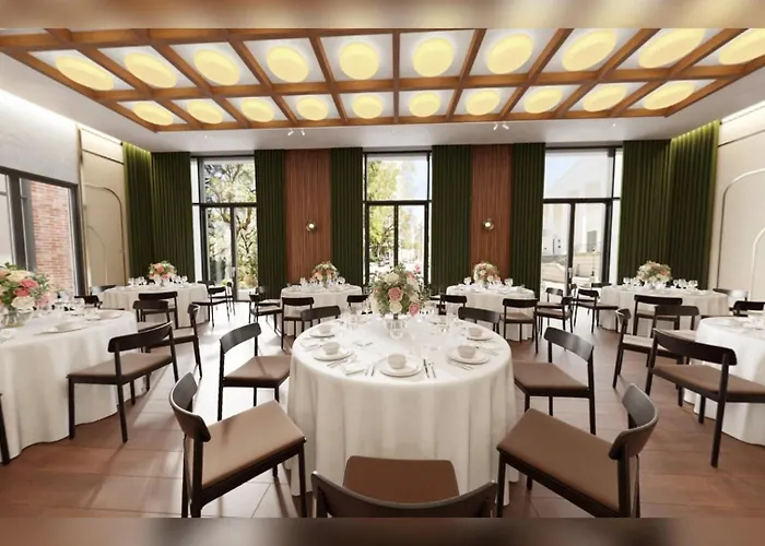 Recess Hotel & Club Savannah
