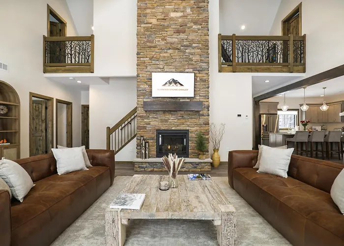 Pocono Retreat: Finnish Barrel Sauna, Hot Tub & Arcade