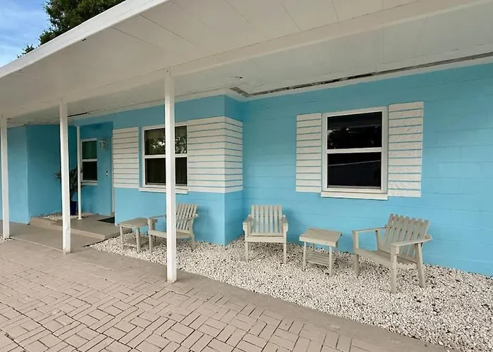 Rare Find Walk To Downtown 1Mi To Lake Game Room