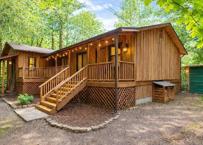 North Cascades Riverside Cabin-Ev, Hottub, Fishing