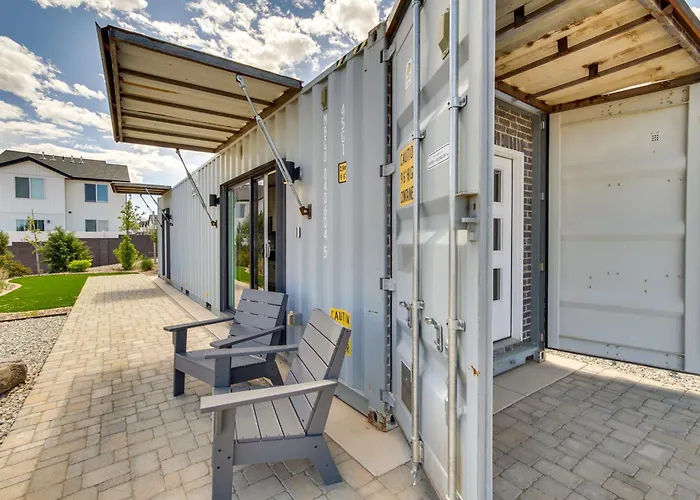 Easy Trail Access! Container Retreat In Cedar City