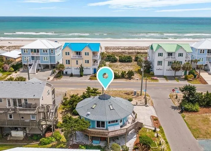 Charming 2-Bedroom Home In Topsail Beach, Perfect For Family Getaways!