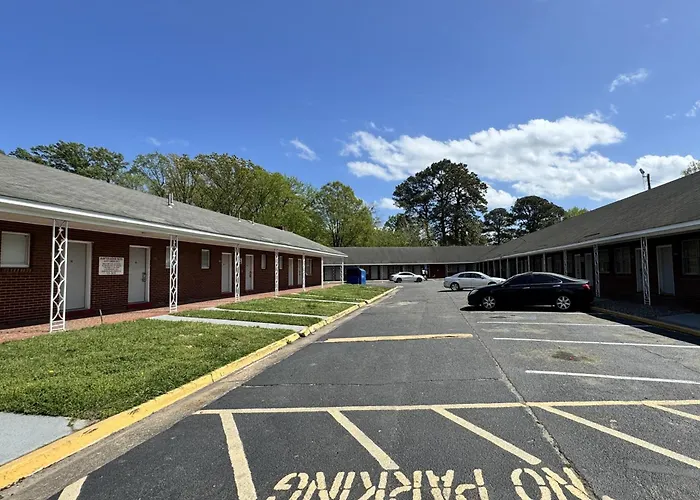 Economy 7 Inn Near Hampton University Va