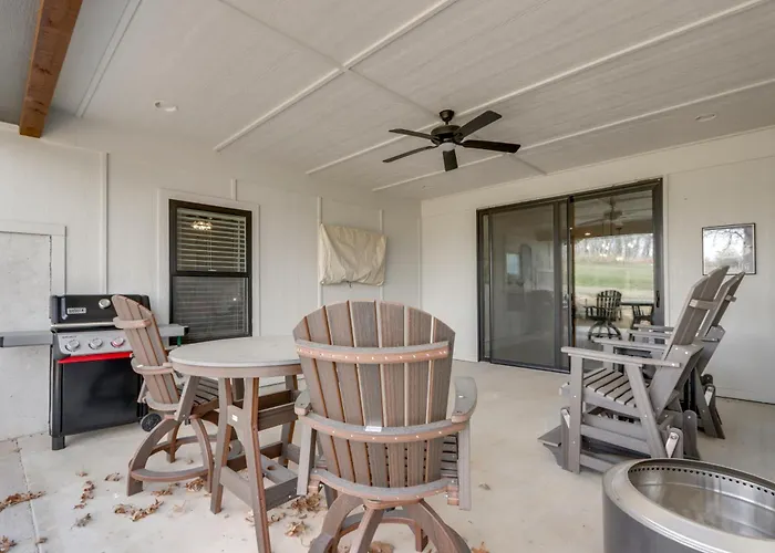 Steps From The Water! Grand Lake Getaway W/ Patio