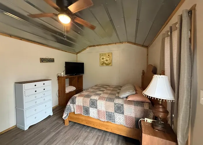 Cozy Cabin