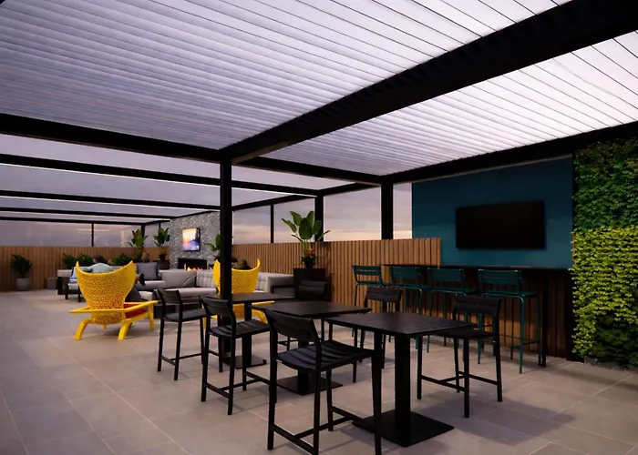 La Quinta Inn&Suites by Wyndham Torrance Redondo Beach