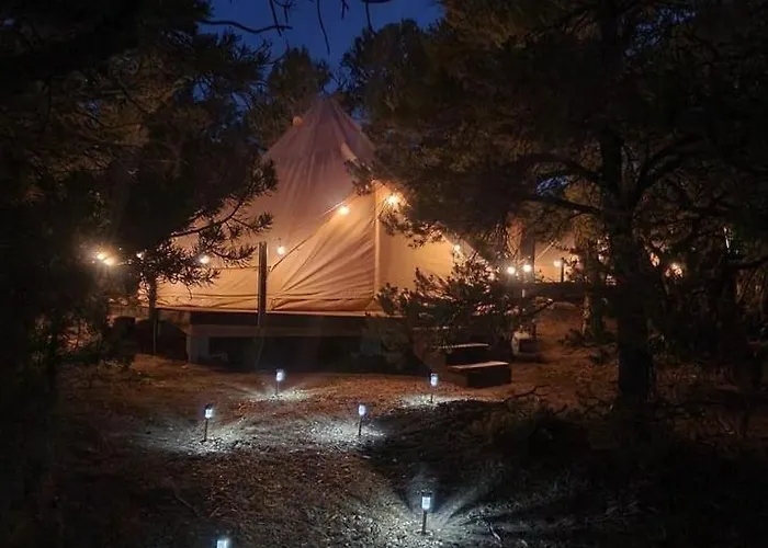 Issachar Tent