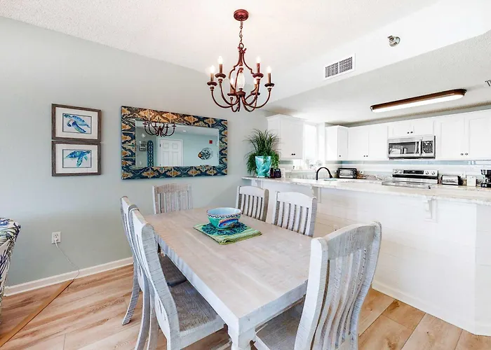 11Th Floor Bayfront Condo W Amazing Views Plus Shared Pools Tennis & Gym