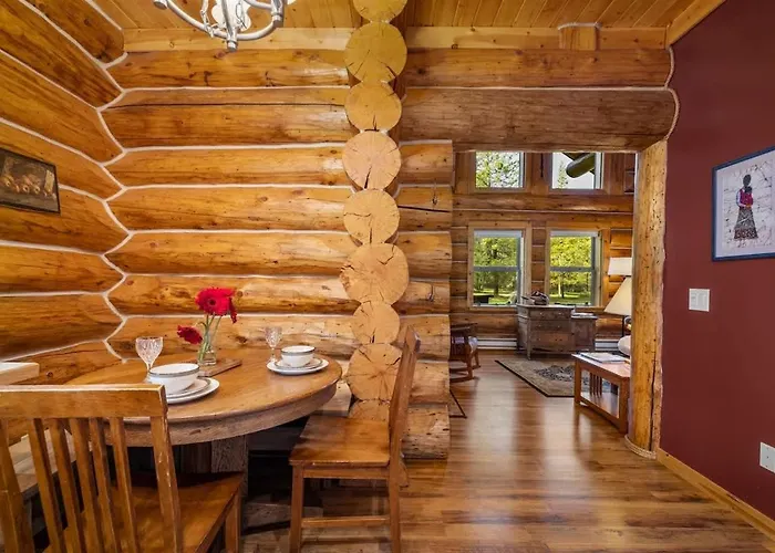 Steps To The River River Edge Cabin
