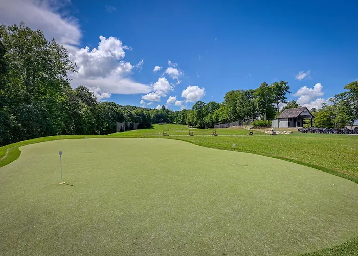 Mountain Retreat W/ Community Perks In Glenville!