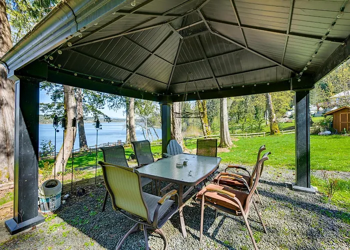 Private Beach & Hot Tub! Family Gem On Puget Sound