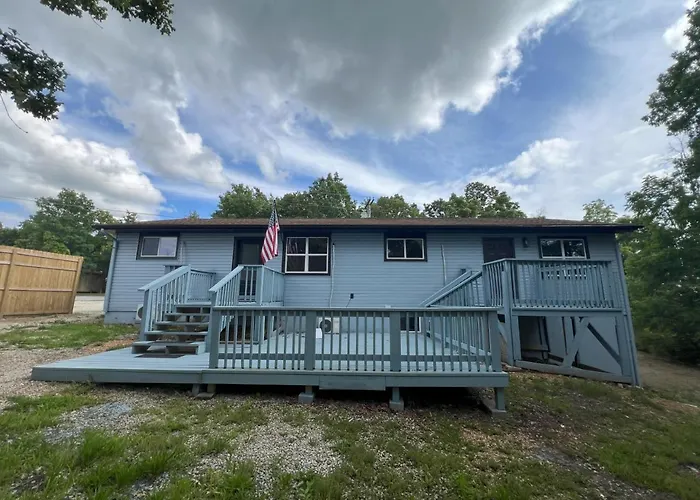 Bluebird Liberty Cottage