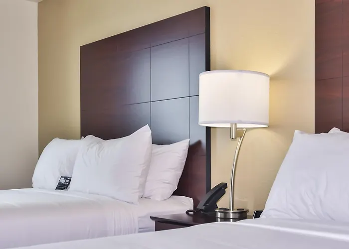 Cobblestone Hotel & Suites - Monte Vista