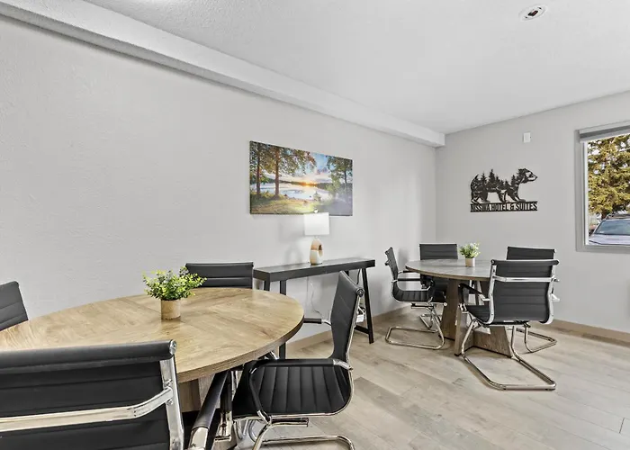 2 Bedroom 5 Minutes From Grand View