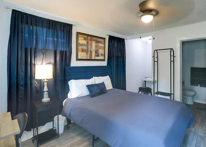 1 Mi To Dtwn Updated Studio In North Greenwood