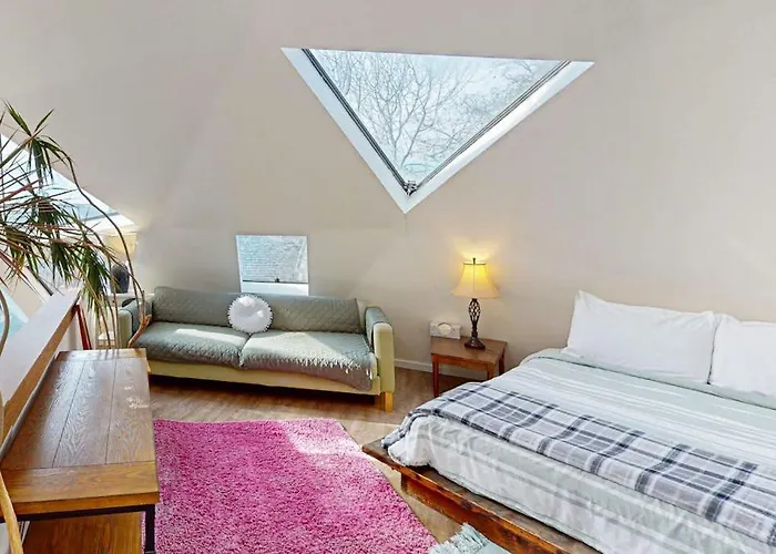 Unique Geodesic Dome Home With Wifi Deck & Lovely Views - 2 Dogs Ok