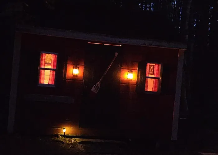 Twin Bucks Cabin
