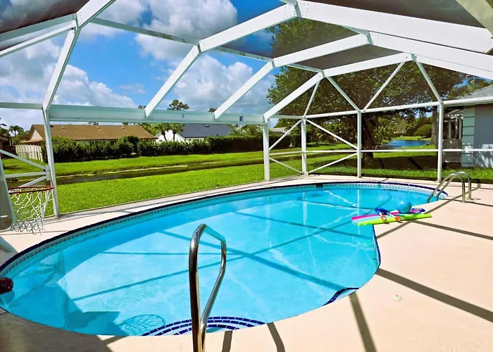 Luxury Pool Home With Private Screened Patio Family Friendly In Wellington